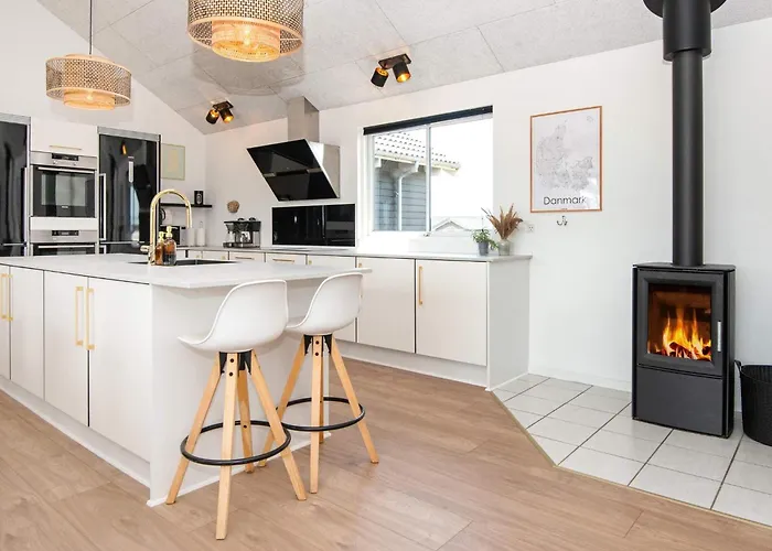 Luxury Retreat By The Sea - By Traum Holiday home Harboor
