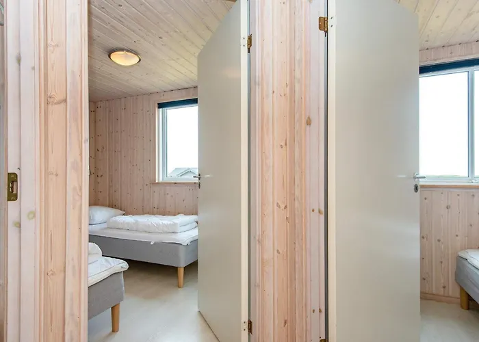 Luxury Retreat By The Sea - By Traum Holiday home