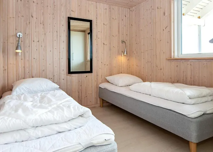Holiday home Luxury Retreat By The Sea - By Traum *