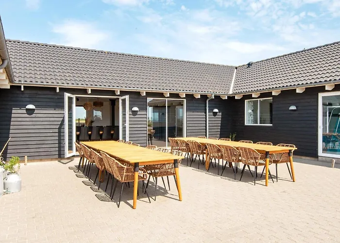 Holiday home Luxury Retreat By The Sea - By Traum